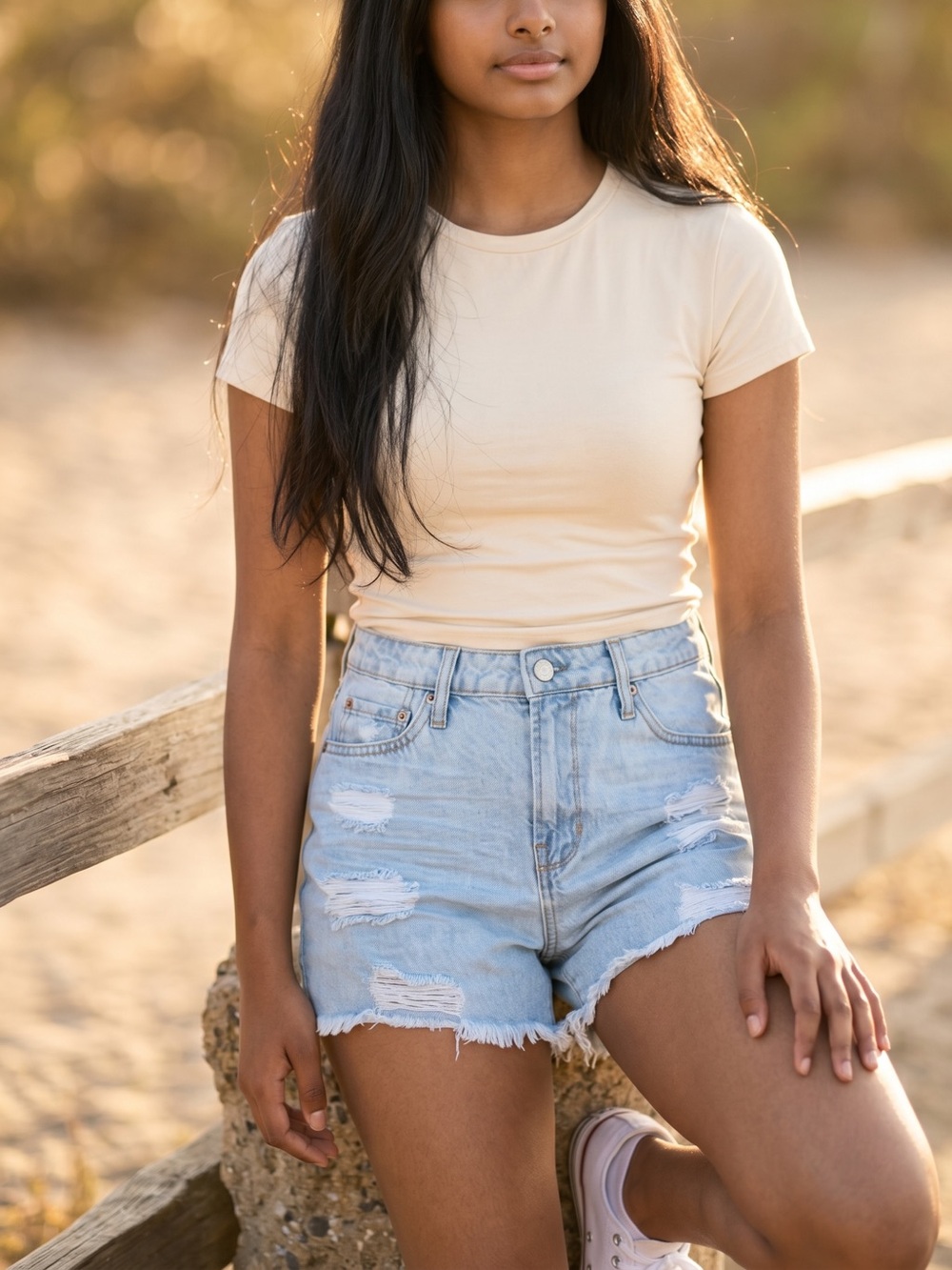 Vanilla Star Light Wash Distressed Super High Rise 90’s Boyfriend Jean Shorts 5